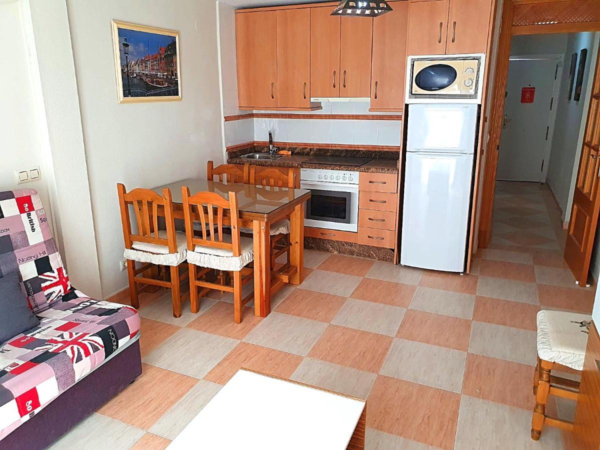 Apartamento Un Dormitorio En Benidorm Luaran gambar